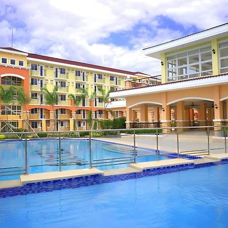 Ar02 1Bedroom Condo Unit With Free Pool, Hbo, Netflix & Wifi Davao Stadt Exterior foto